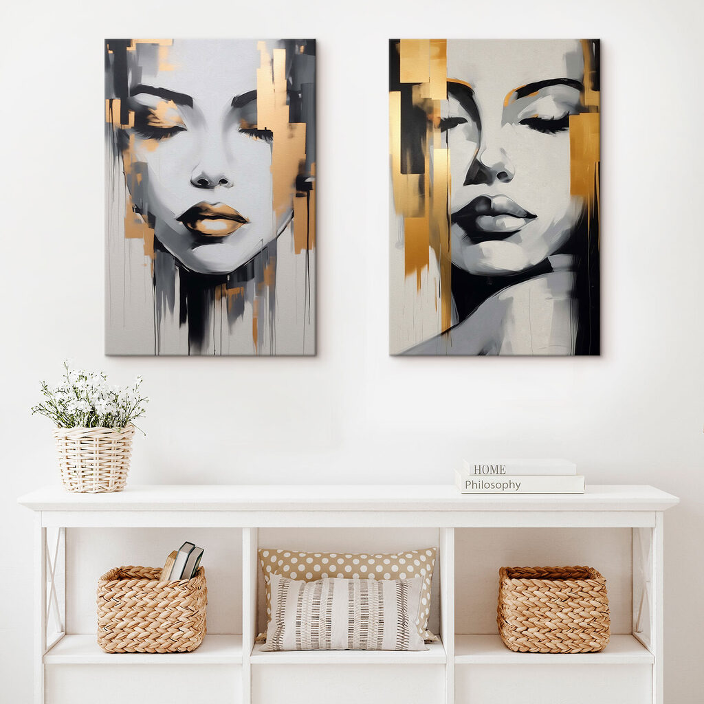 Regards dorés dans un intérieur