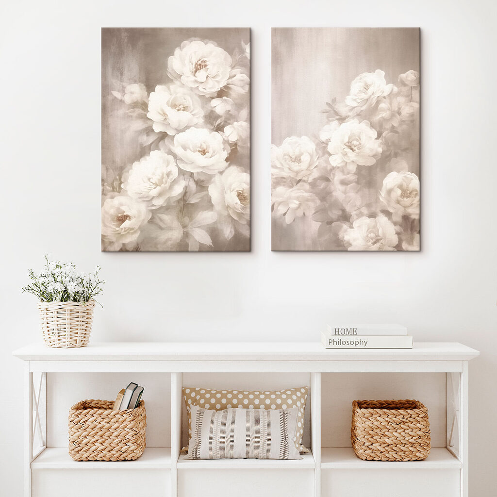 Fleurs dans la brume dans un intérieur