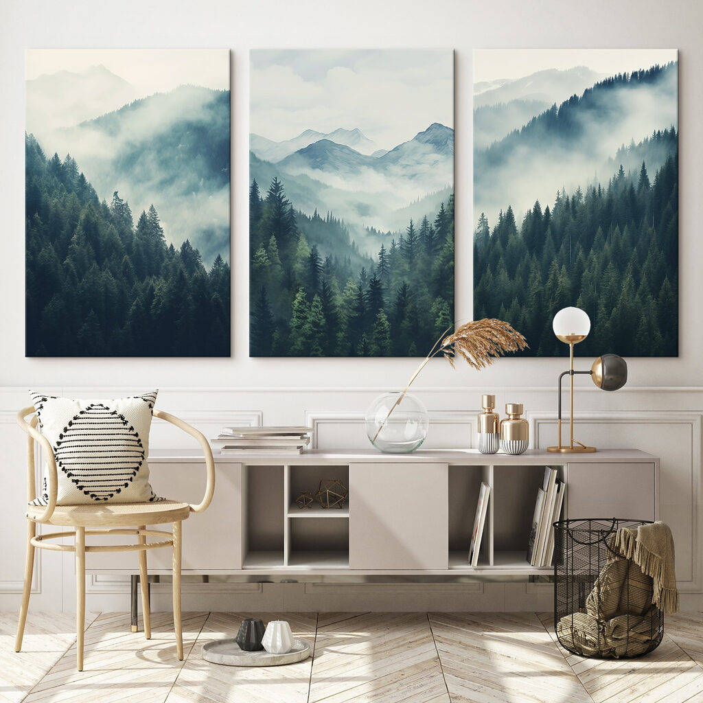 Forêt de montagne brumeuse dans un intérieur