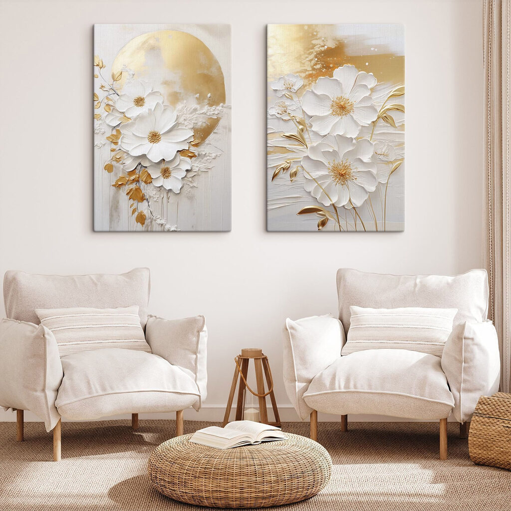 Fleurs sous la lune dans un intérieur