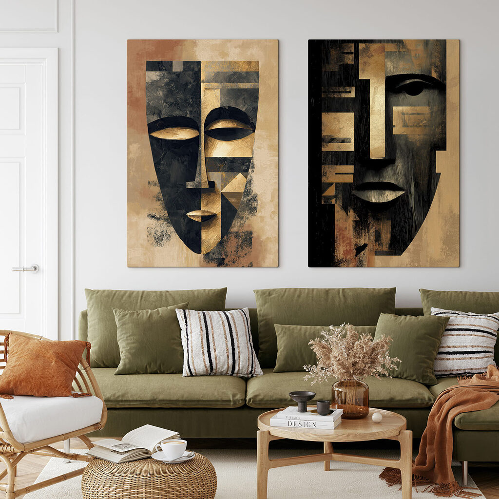 Masques noir et or — intérieur 1