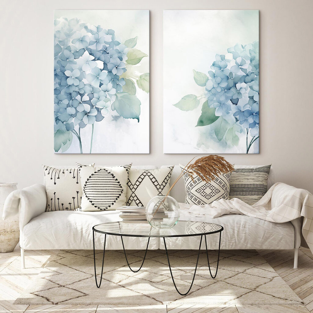 Hortensias bleu clair dans un intérieur