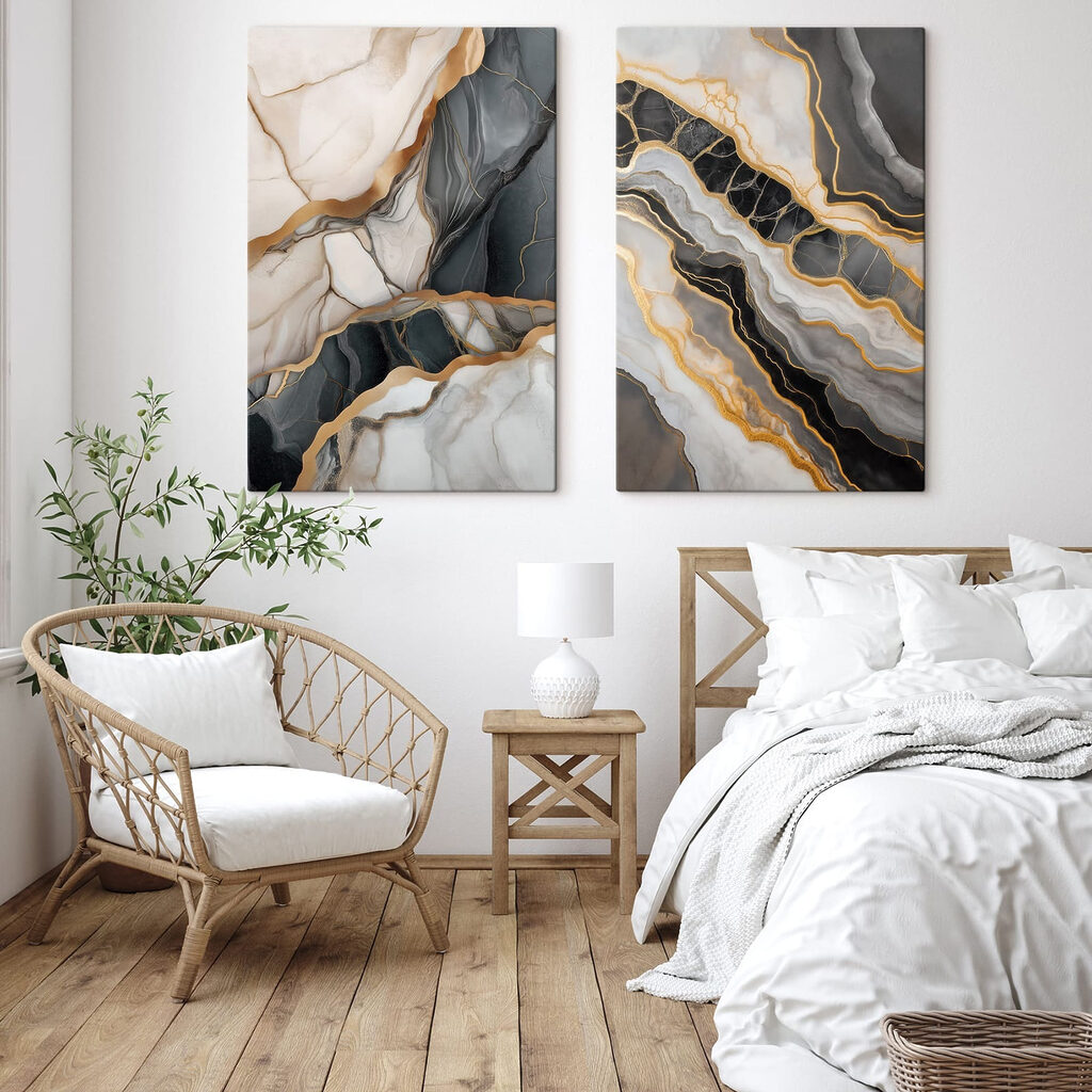 Or et flots sombres dans un intérieur