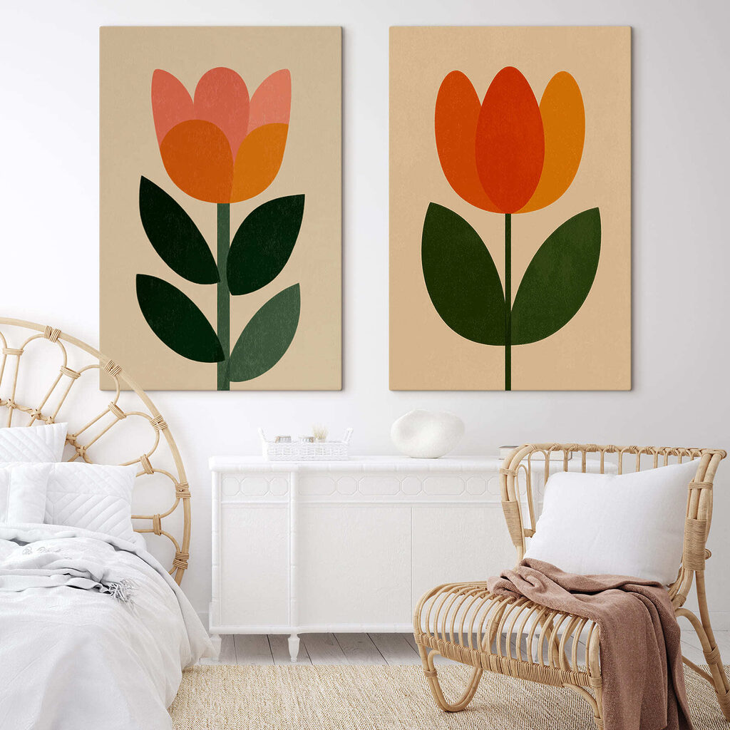 Deux tulipes toutes simples dans un intérieur