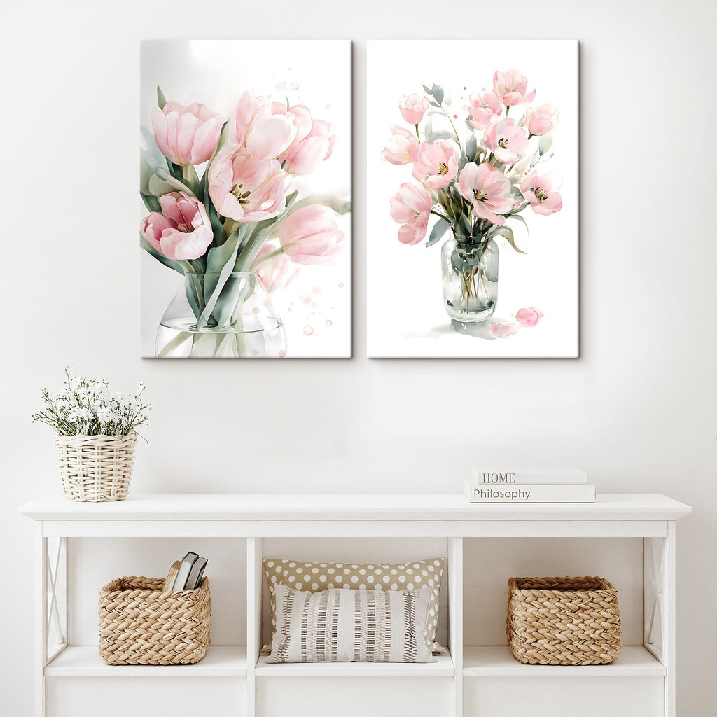Tulipes roses en vase dans un intérieur