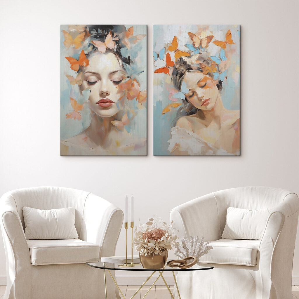 Papillons autour du visage dans un intérieur