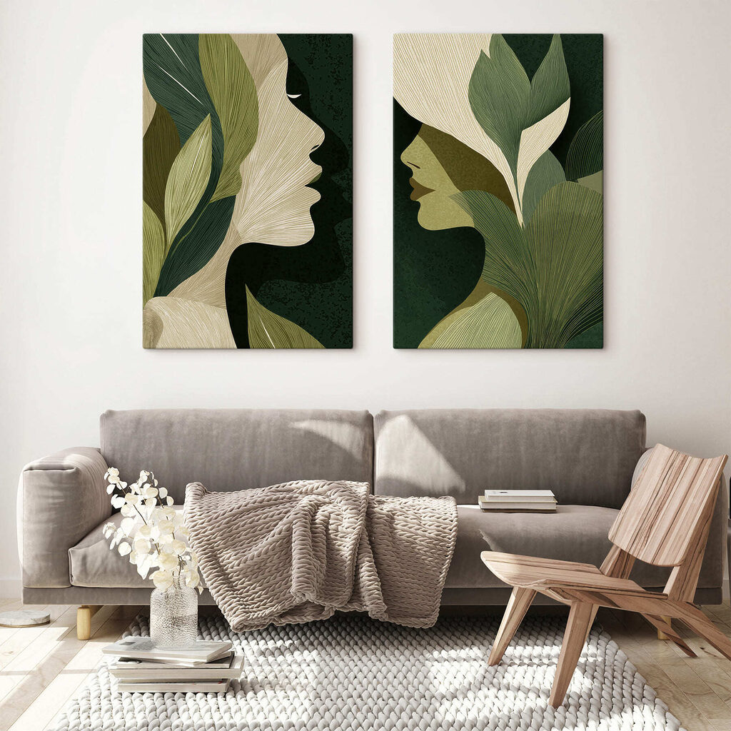 Feuilles devenues visages dans un intérieur
