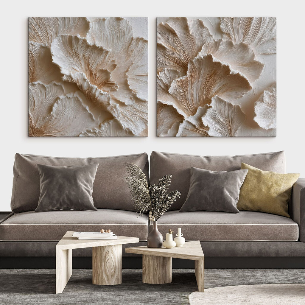 Éventails tout en plis dans un intérieur