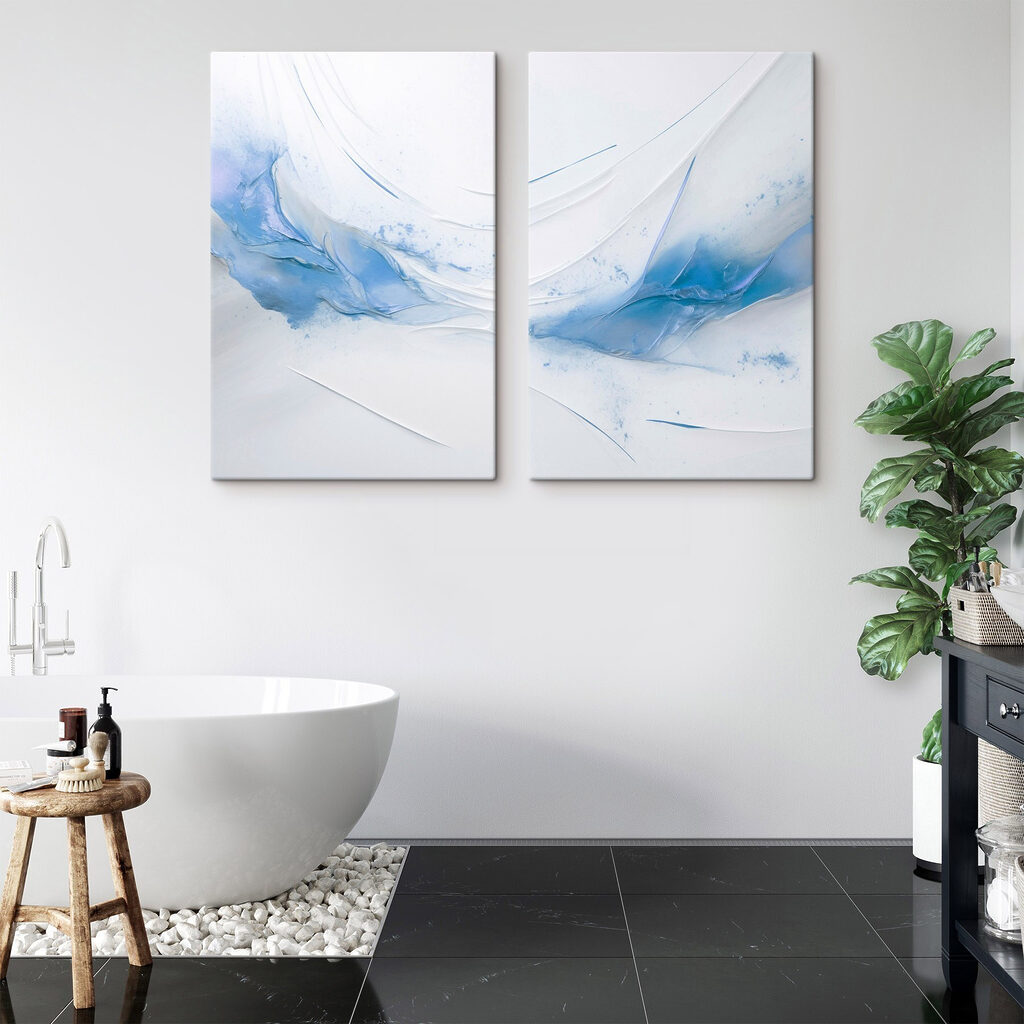 Touches bleues sur blanc — intérieur 1