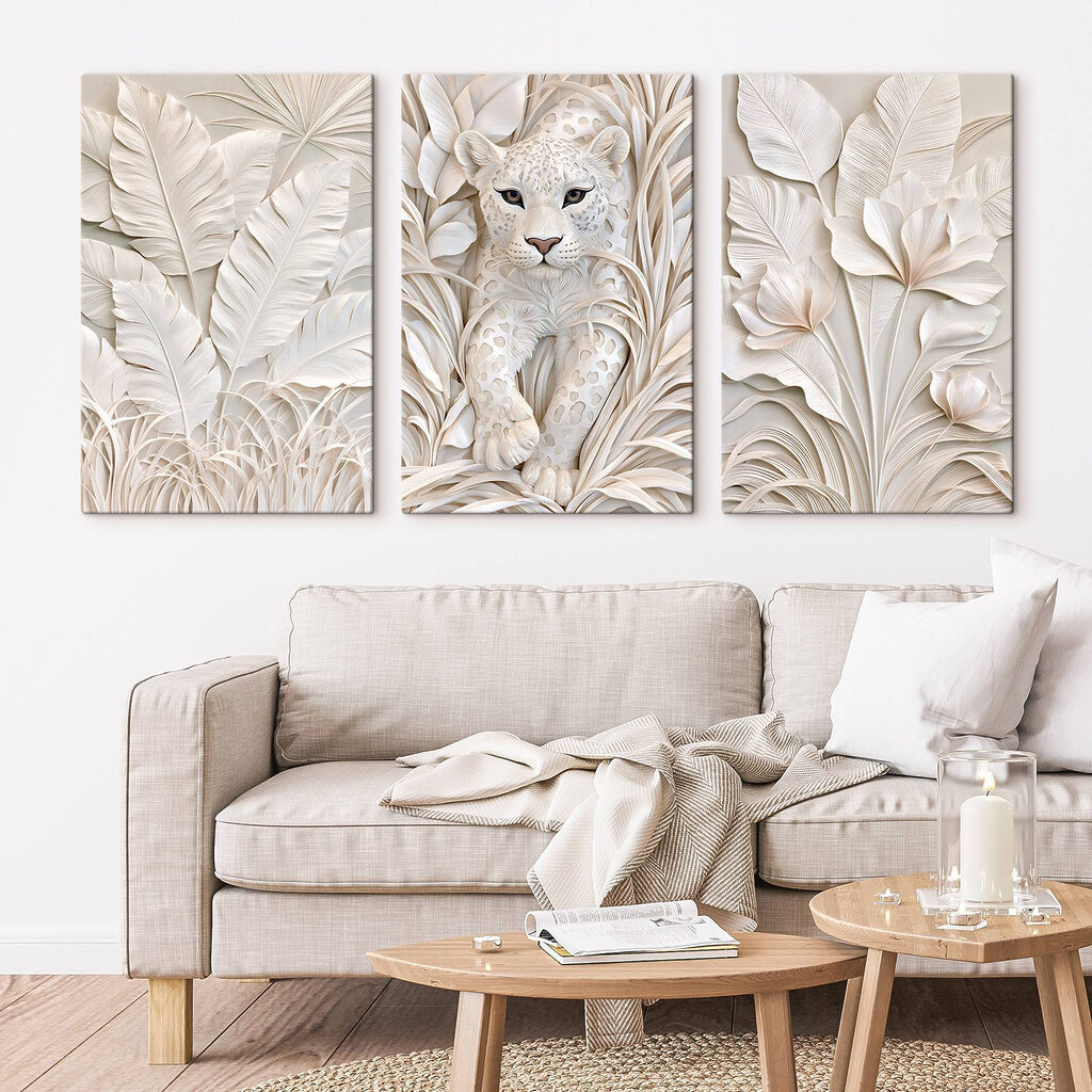 Félin blanc et feuillage — intérieur 1