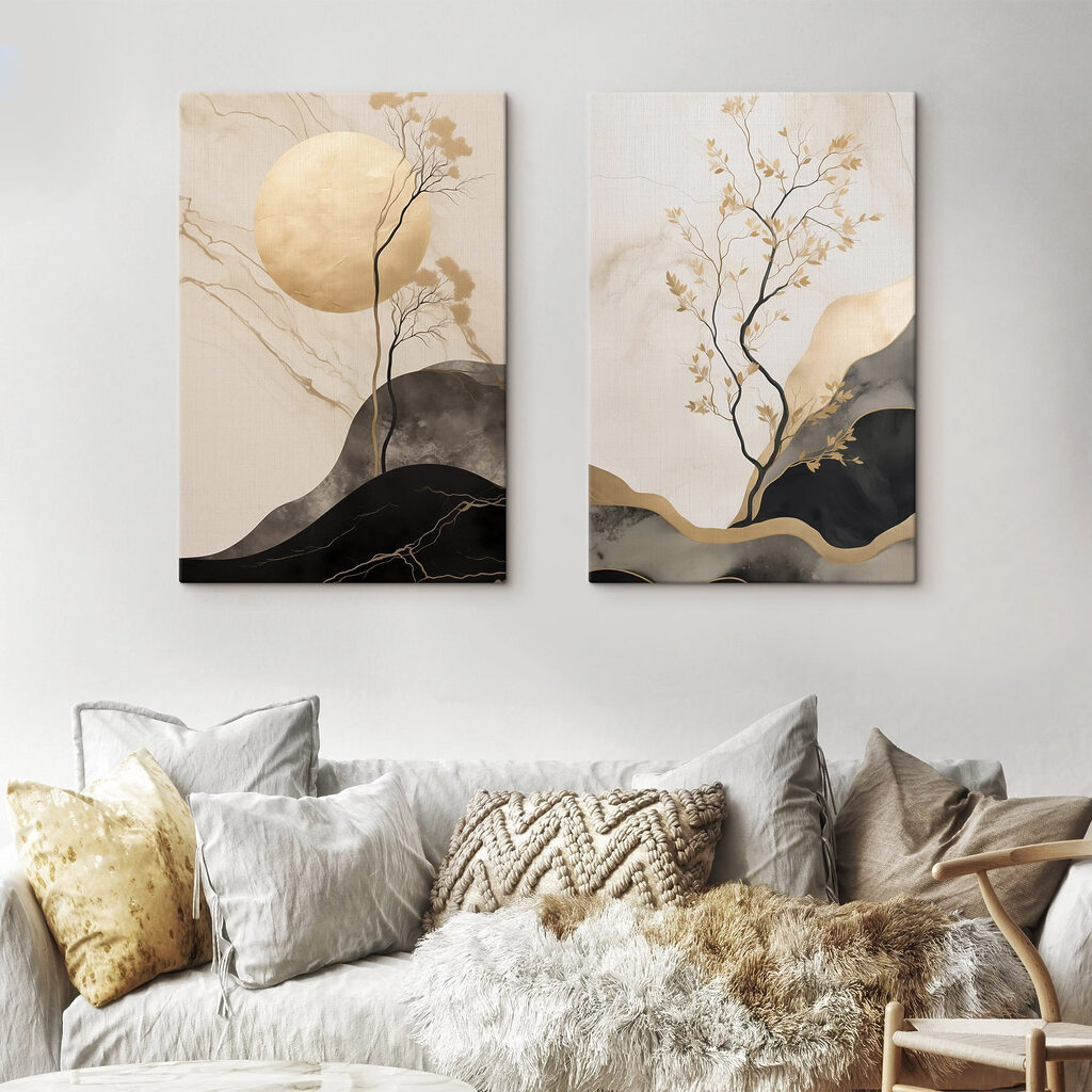 Lune au-dessus des branches — intérieur 2
