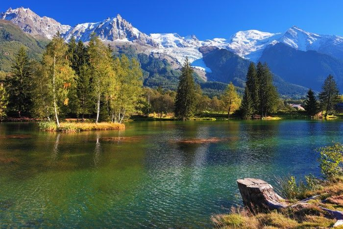 Lac aux sommets enneigés — motif complet
