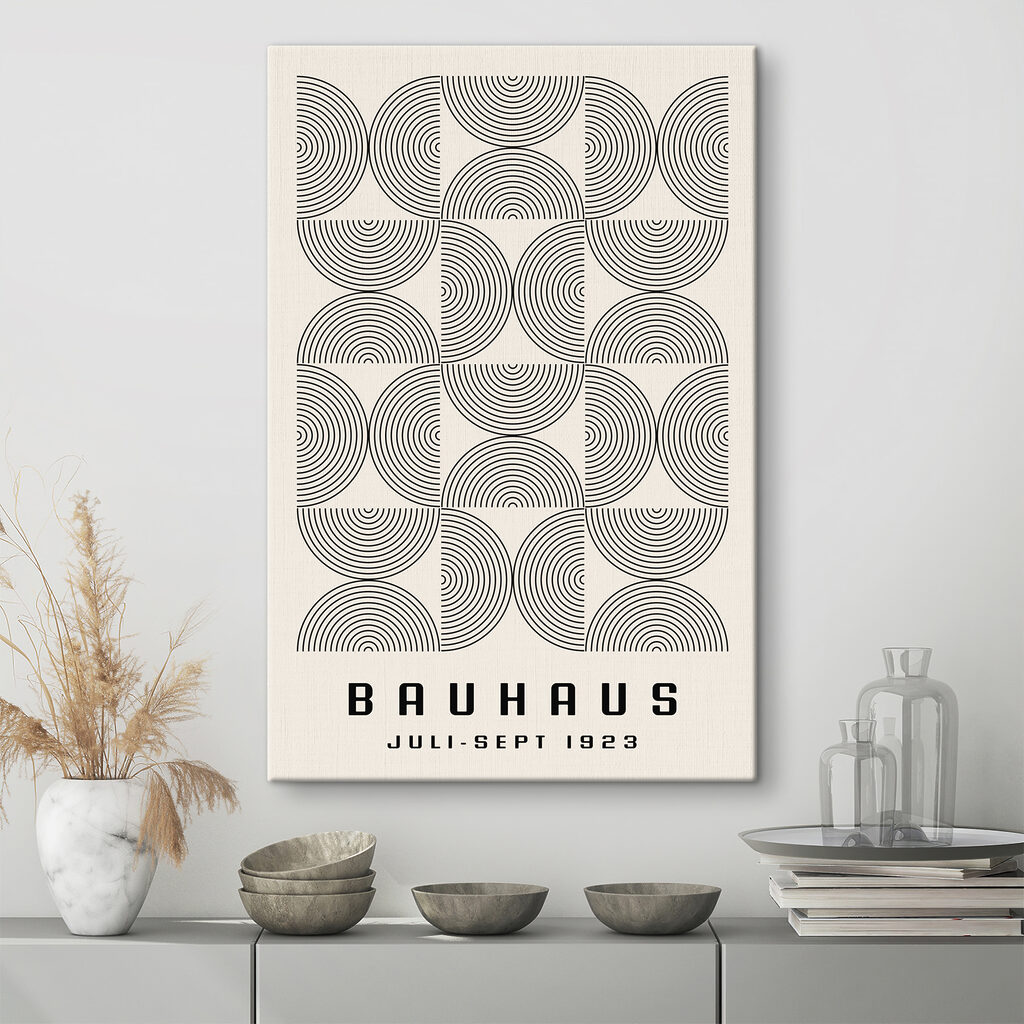 Bauhaus en arcs fins — intérieur 1