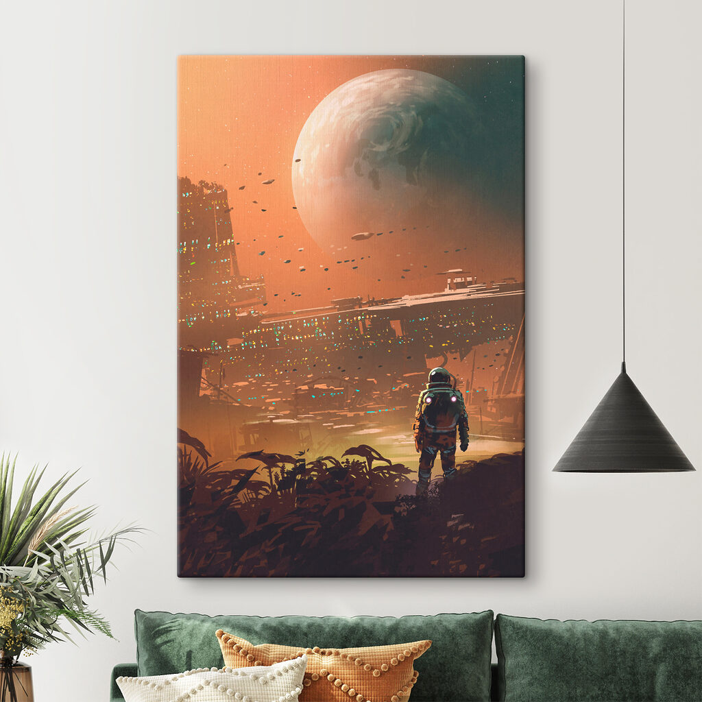 Astronaute sous la planète — intérieur 1