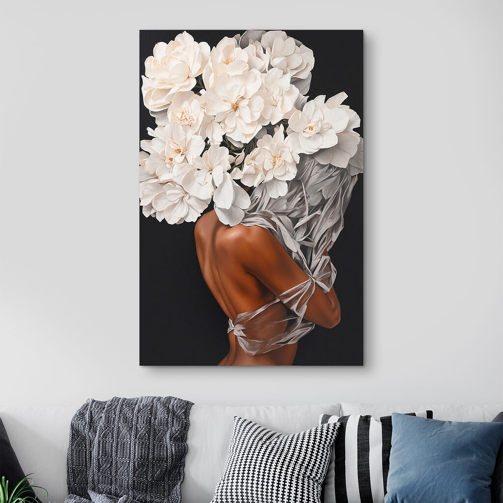 Fleurs blanches sur l’épaule — intérieur 6