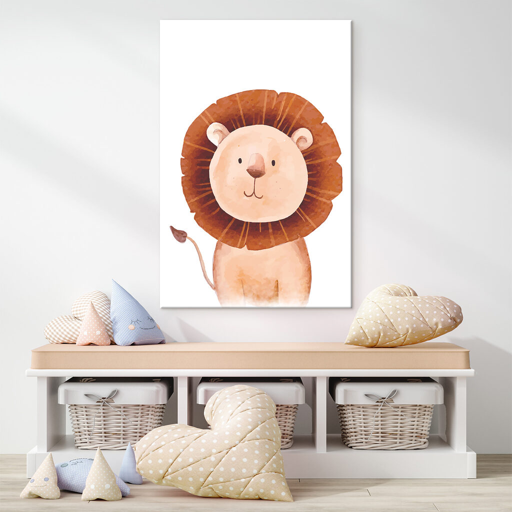 Lion sans hâte dans un intérieur