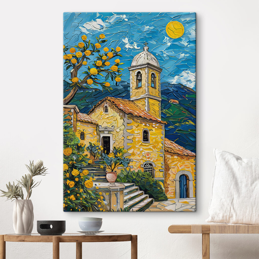 Chapelle peinte en jaune — intérieur 1
