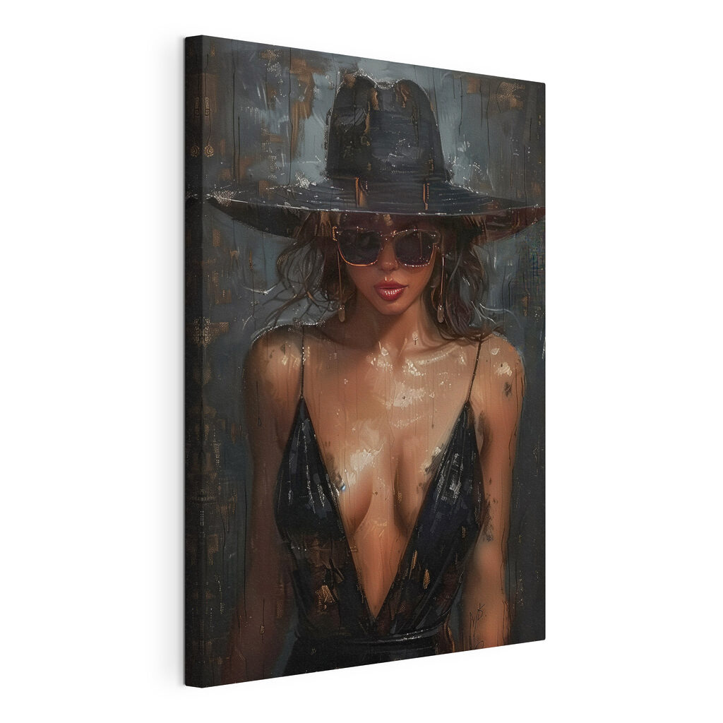 Chapeau sombre, regard caché, toile tendue et bord enveloppé