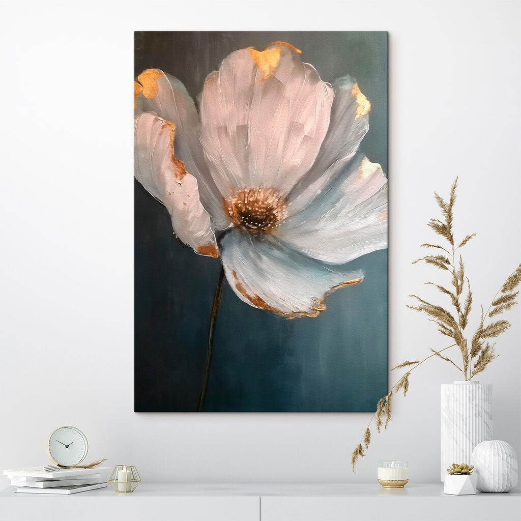 Fleur sur bleu profond — intérieur 2