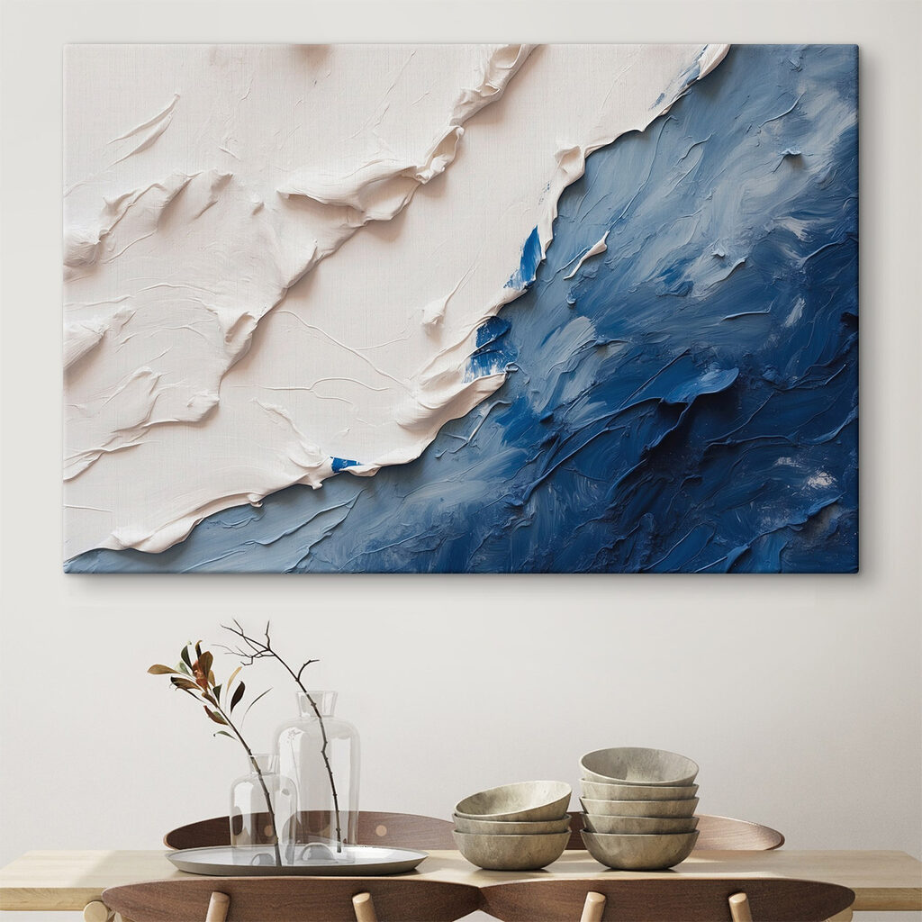 Blanc sur bleu profond — intérieur 1