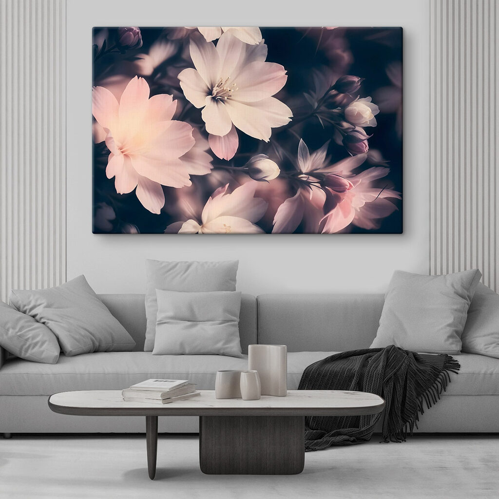 Fleurs roses dans l’ombre — intérieur 1