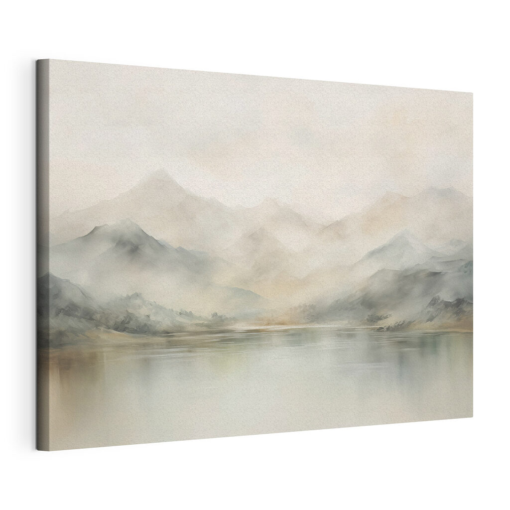 Montagnes brumeuses en reflet, toile tendue et bord enveloppé