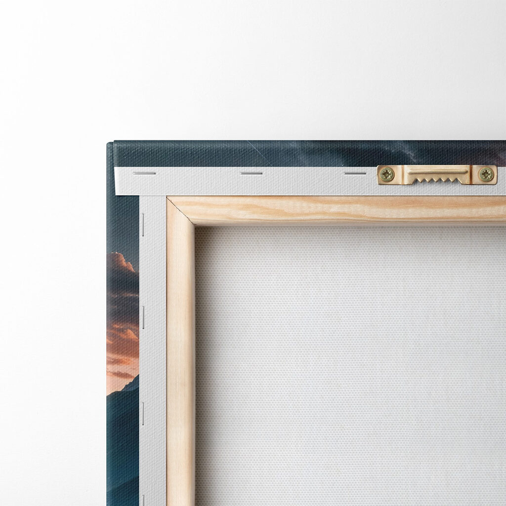 Montagnes au reflet froid — dos