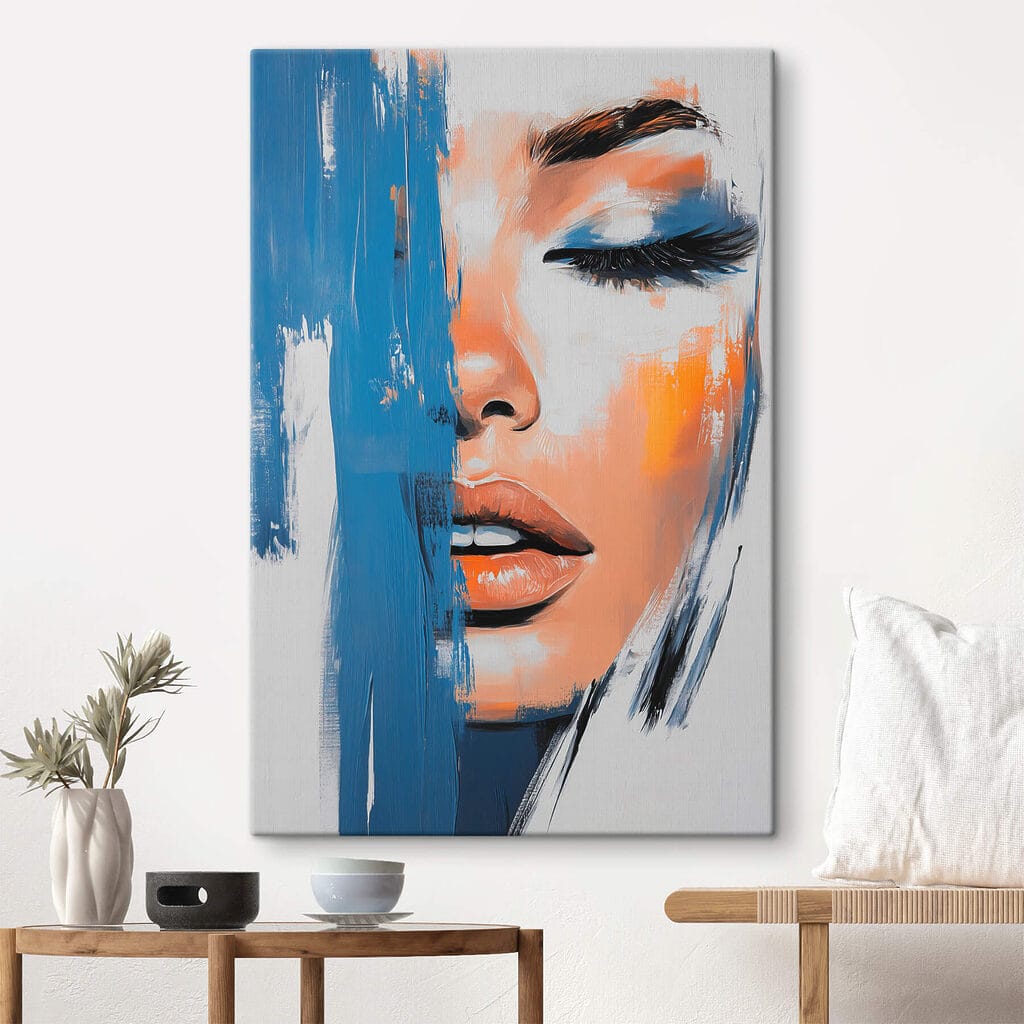 Regard derrière le bleu dans un intérieur