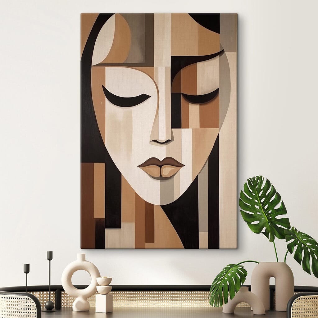 Visage paisible en brun — intérieur 2