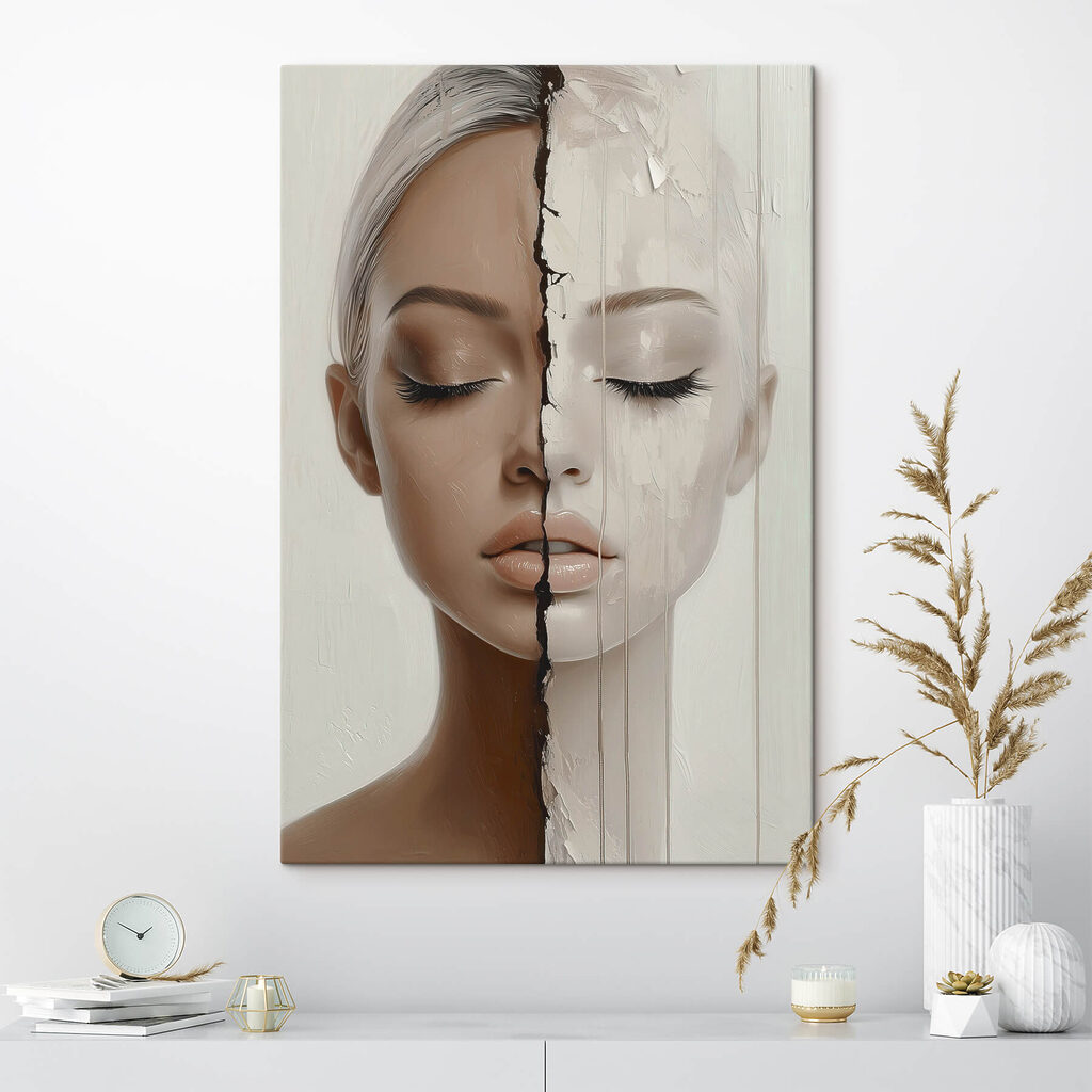 Visage en deux moitiés — intérieur 1