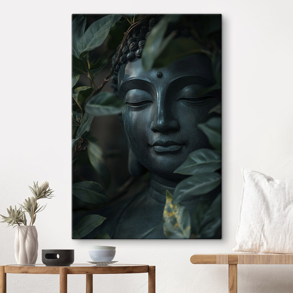 Bouddha dans la jungle dans un intérieur
