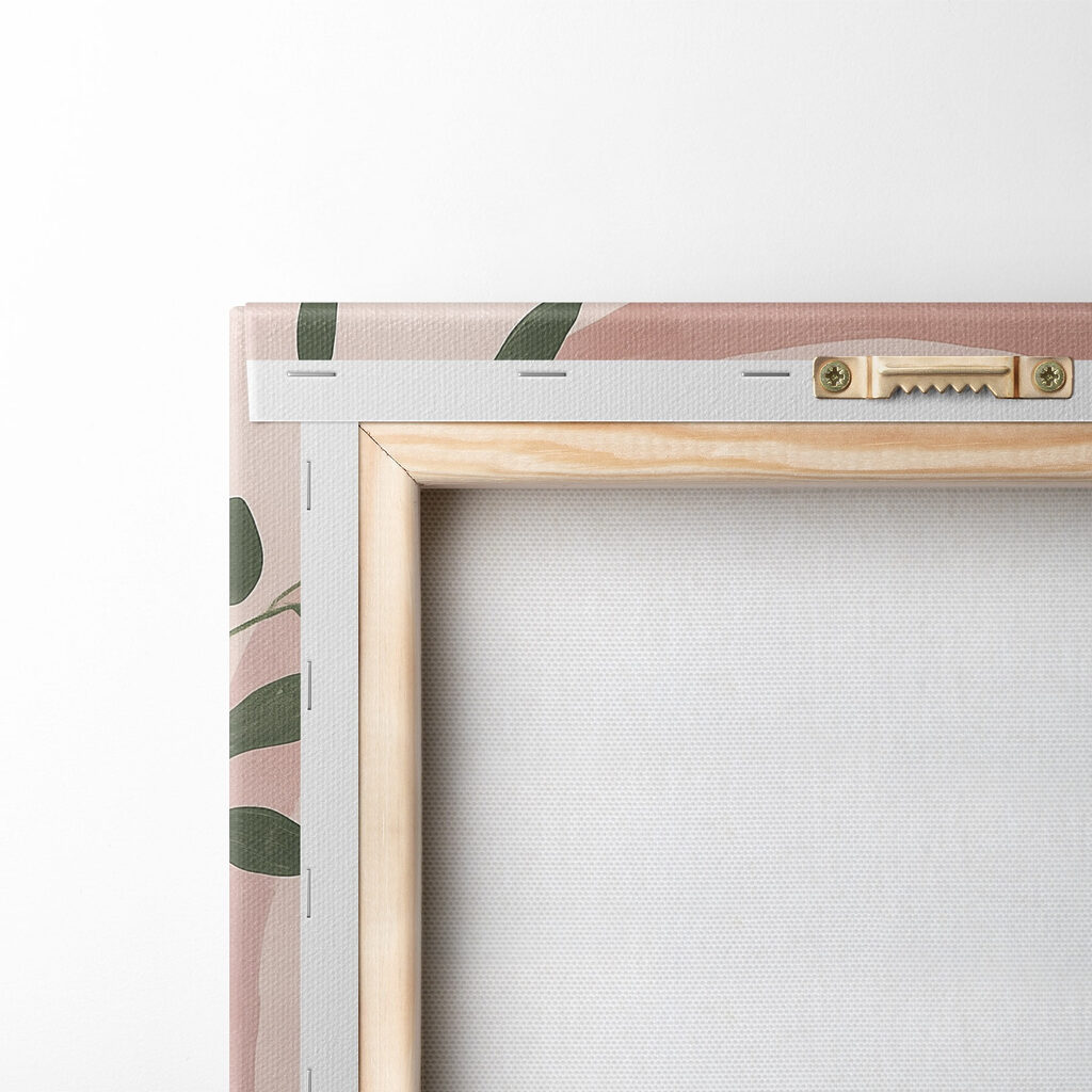 Femme sous l’arche rose — dos