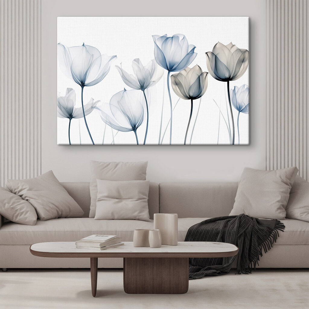 Tulipes bleues nervurées dans un intérieur