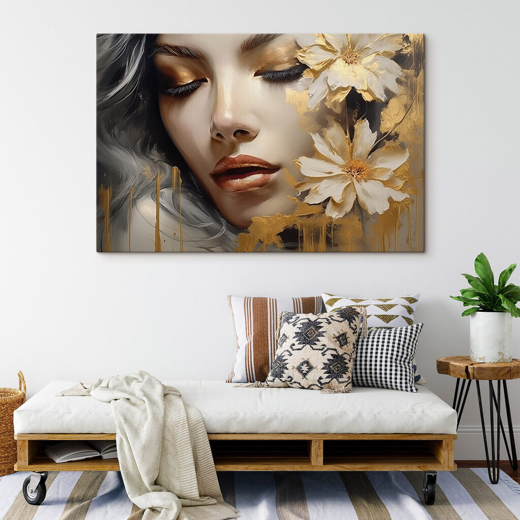 Visage parmi les fleurs dans un intérieur
