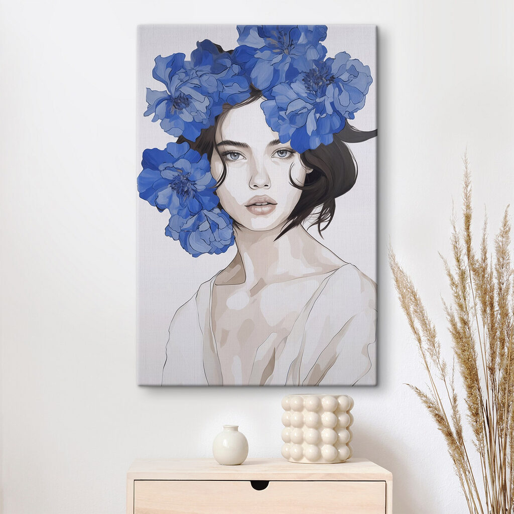Couronne de fleurs bleues dans un intérieur