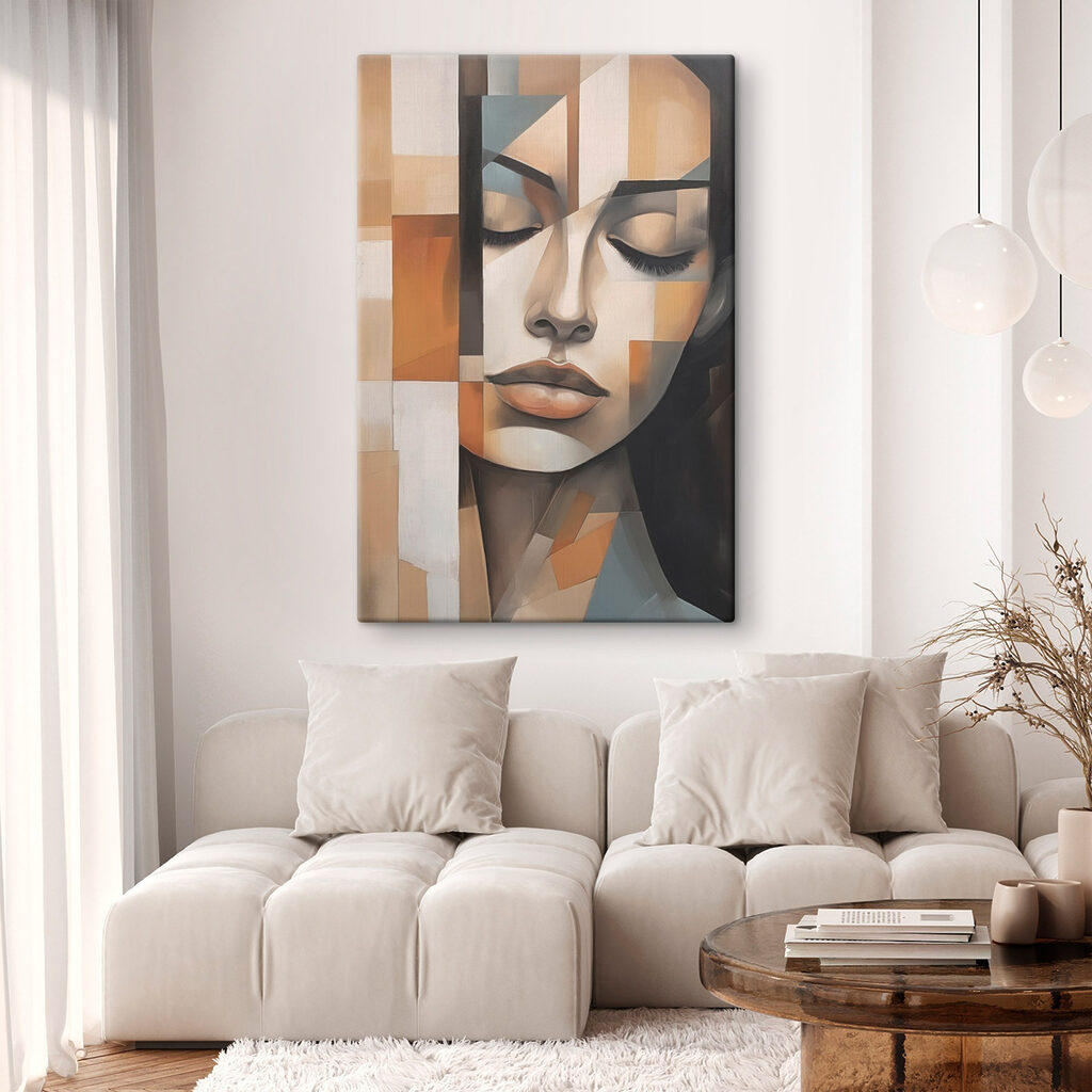 Visage aux tons sable dans un intérieur