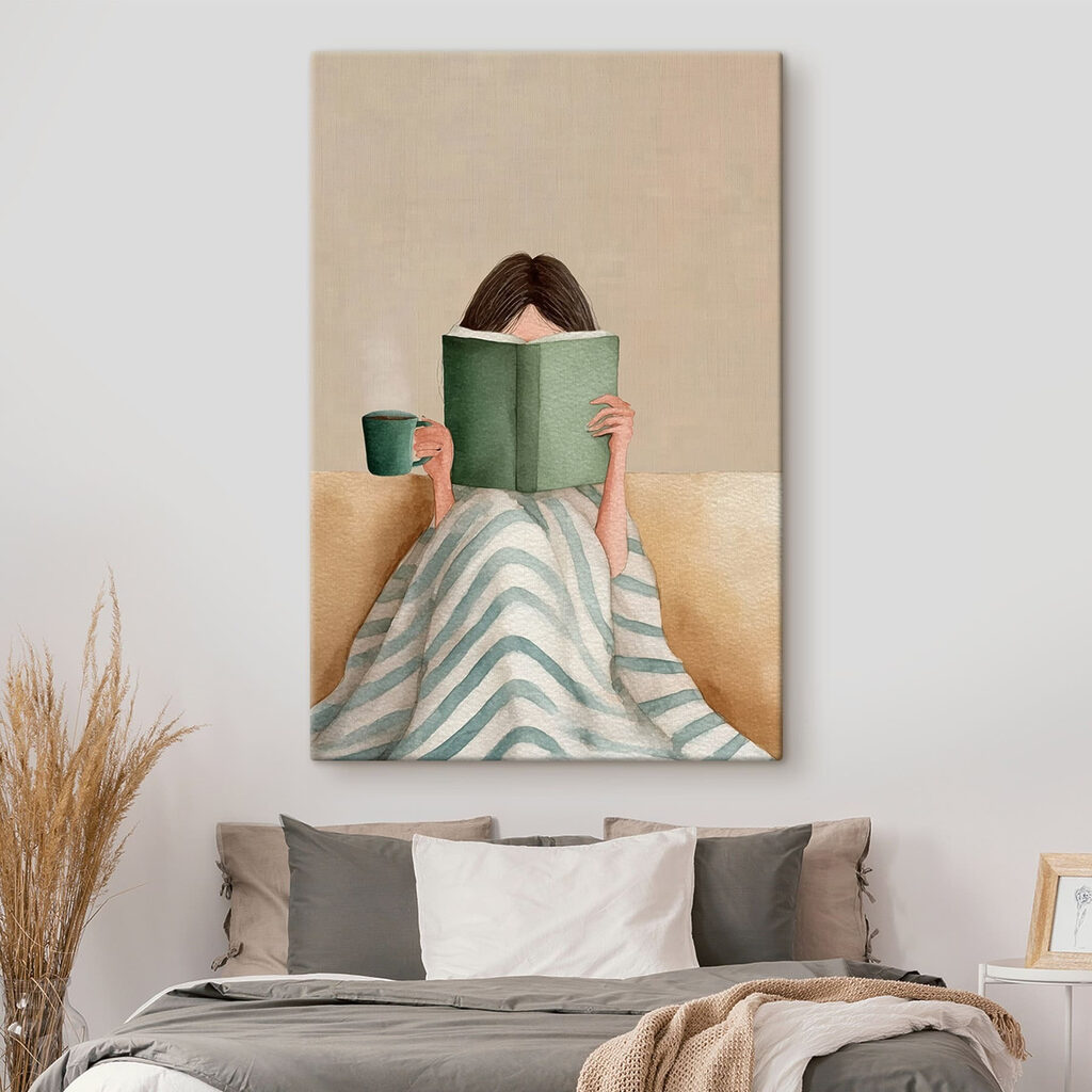 Derrière le livre vert dans un intérieur