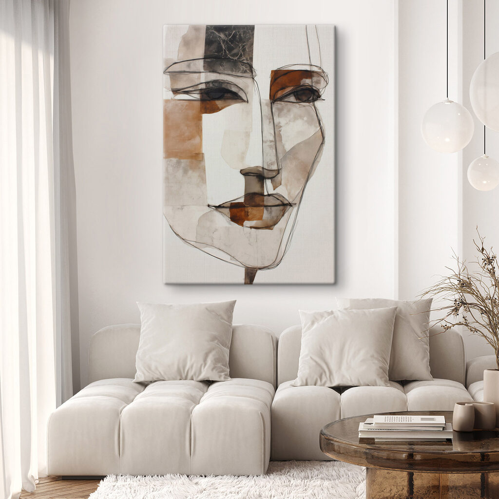 Visage en plans brisés dans un intérieur