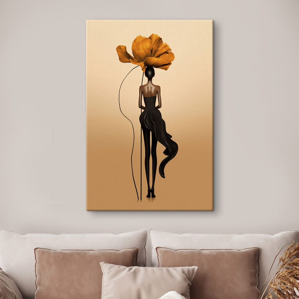Femme à la fleur dans un intérieur