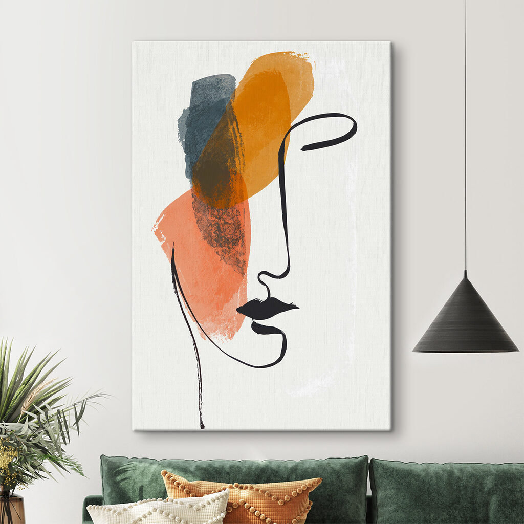 Visage aux joues ocre dans un intérieur