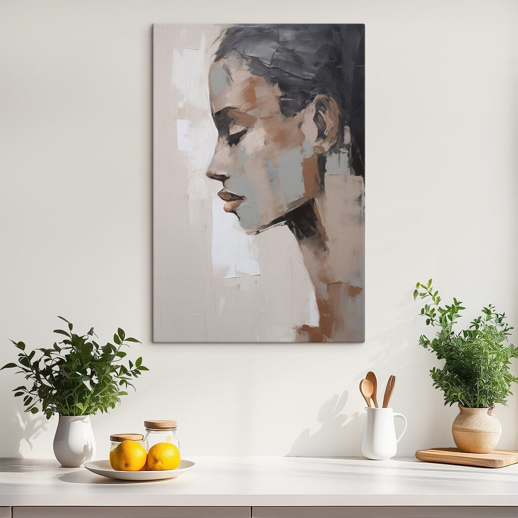 Yeux clos en gris dans un intérieur