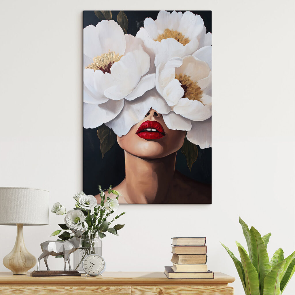 Bouche sous les pivoines dans un intérieur