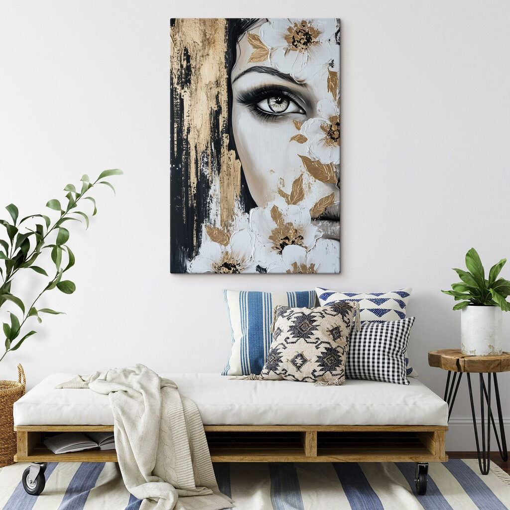 Œil bleu et pétales dans un intérieur