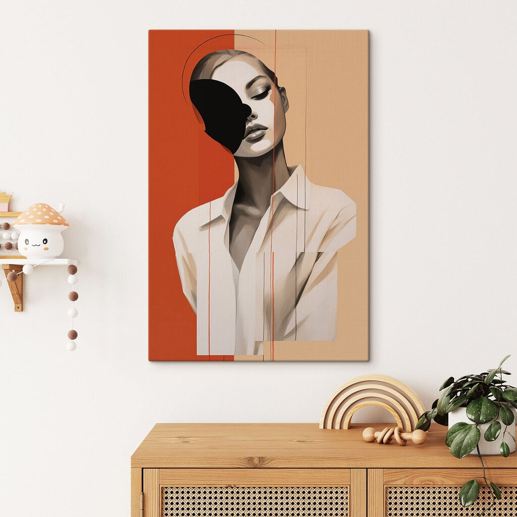 Chemise blanche et cache-œil dans un intérieur