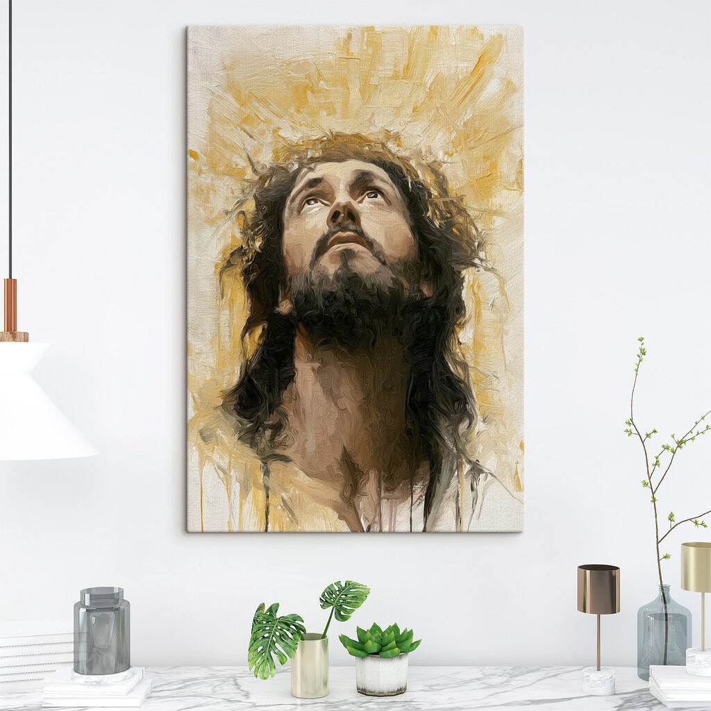 Homme sous rayons dorés dans un intérieur
