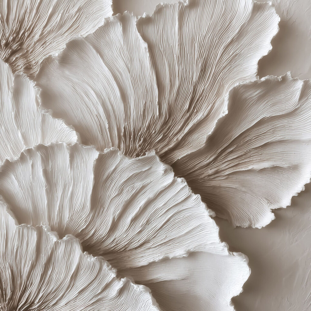 Feuilles blanches sur taupe — motif complet