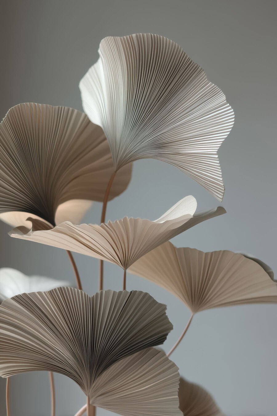 Ginkgo brun sur gris — motif complet