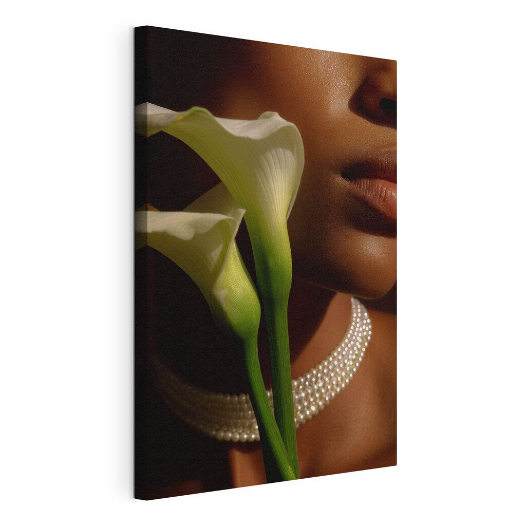 Calice blanc et perles, toile tendue et bord enveloppé
