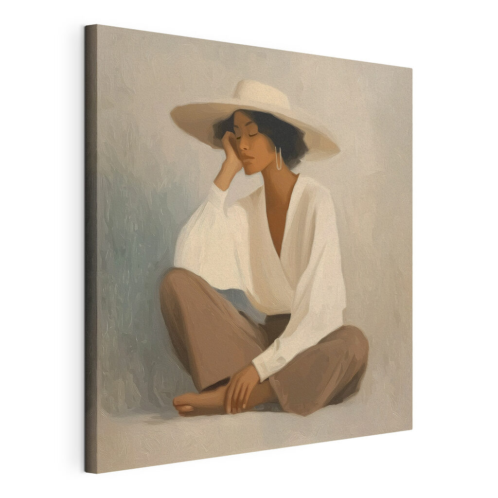 Femme assise au chapeau — vue du produit