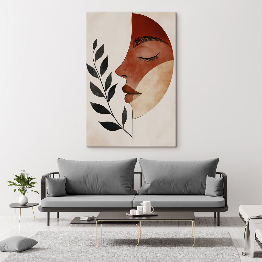 Profil et branche feuillue dans un intérieur